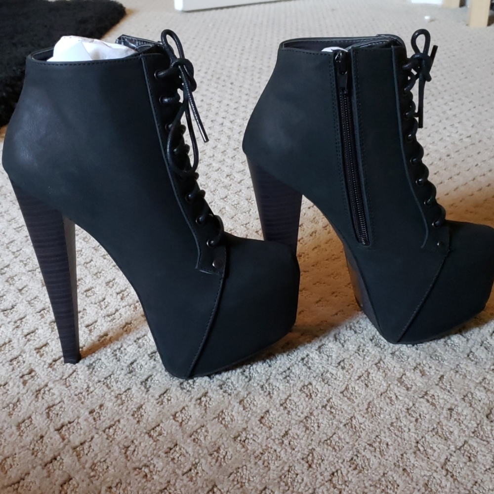 Women's booties